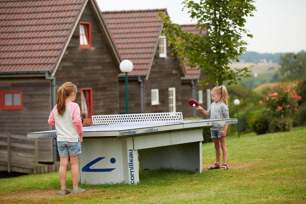 Domaine Du Val Hotel Grand-Laviers Екстериор снимка